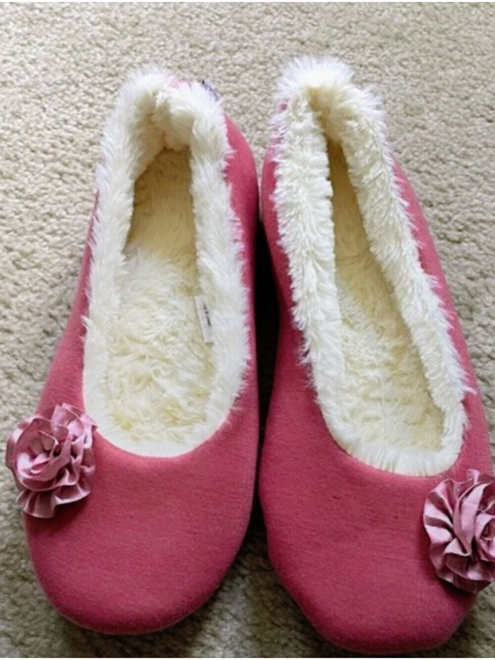 Pink Soft Slippers With Fuzzy Fur Size 9/10